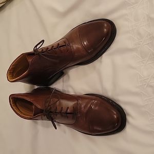 Johnston & Murphy size 9 brown dress boots